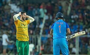 South Africa Fails to Recover after Going Five Down for Just Nine, Setting a Target of Only 108
